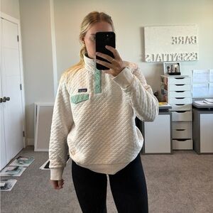 Patagonia 1/4 button up sweater